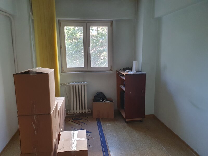 Dr Taberei, V Ialomitei, 3 camere 4/10, dec, bl 78, liber, 2 gr sanitare