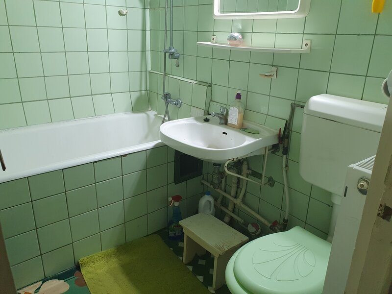 Dr Taberei, V Ialomitei, 3 camere 4/10, dec, bl 78, liber, 2 gr sanitare